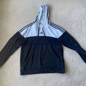 Adidas Sweatshirt
